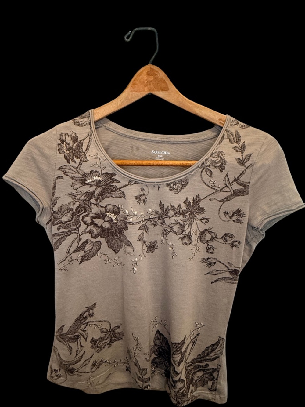 St. John’s Bay Floral Botanical Short Sleeve Top – Size S